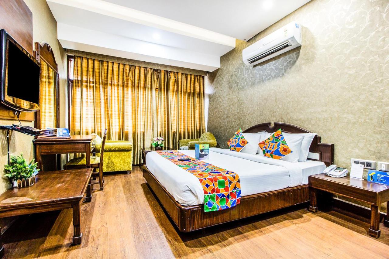 Fabhotel Le Monarque Chandīgarh Zewnętrze zdjęcie