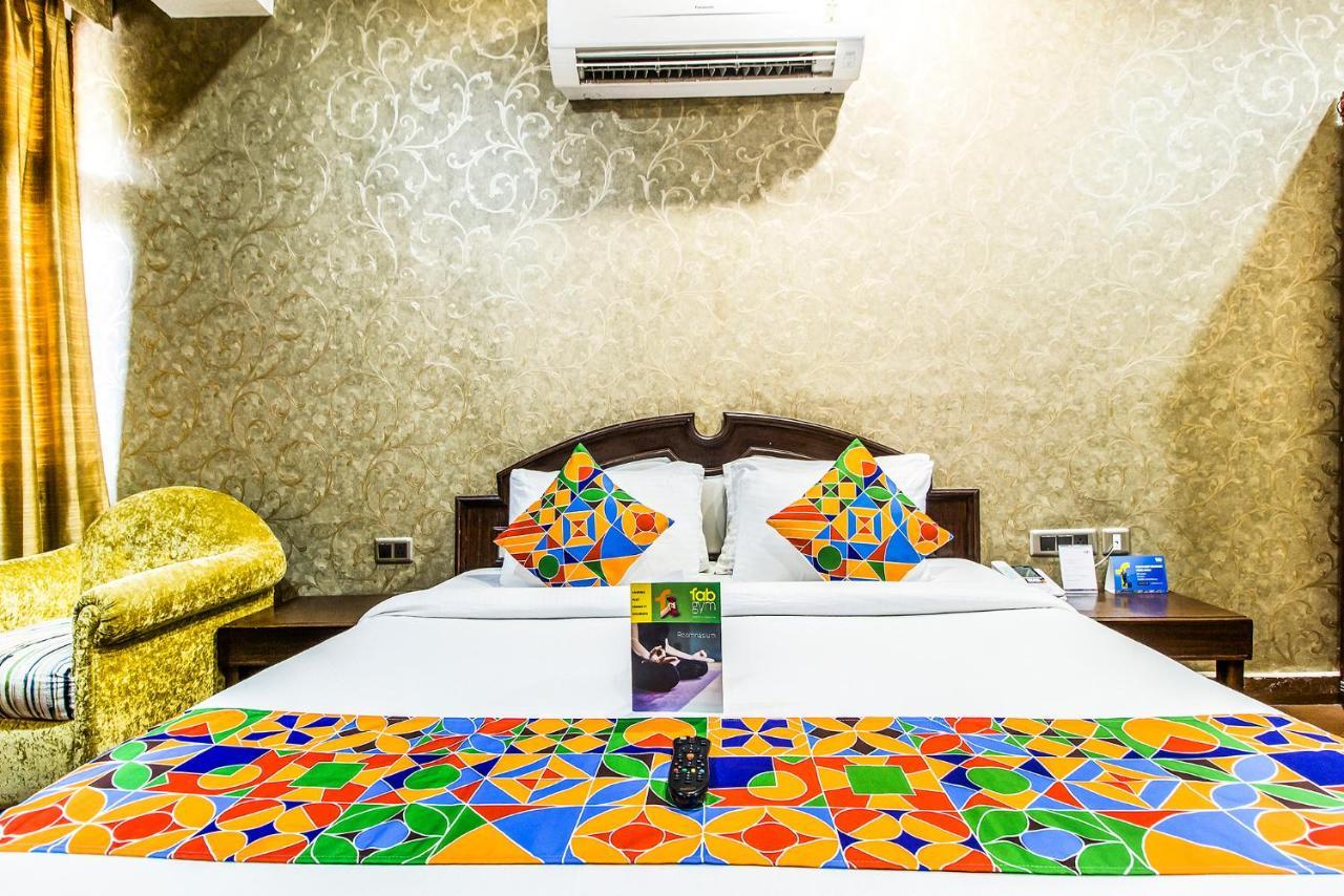 Fabhotel Le Monarque Chandīgarh Zewnętrze zdjęcie